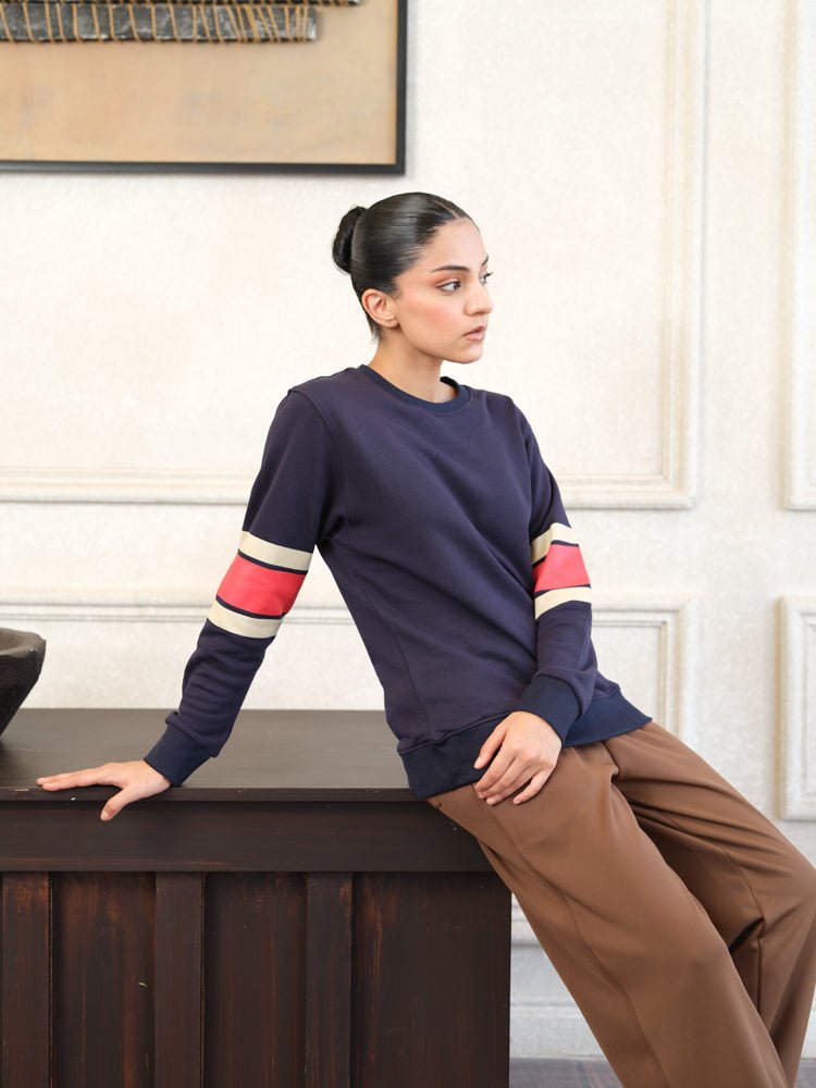 Women Contrast Terry Sweatshirt - Aurorafits Official