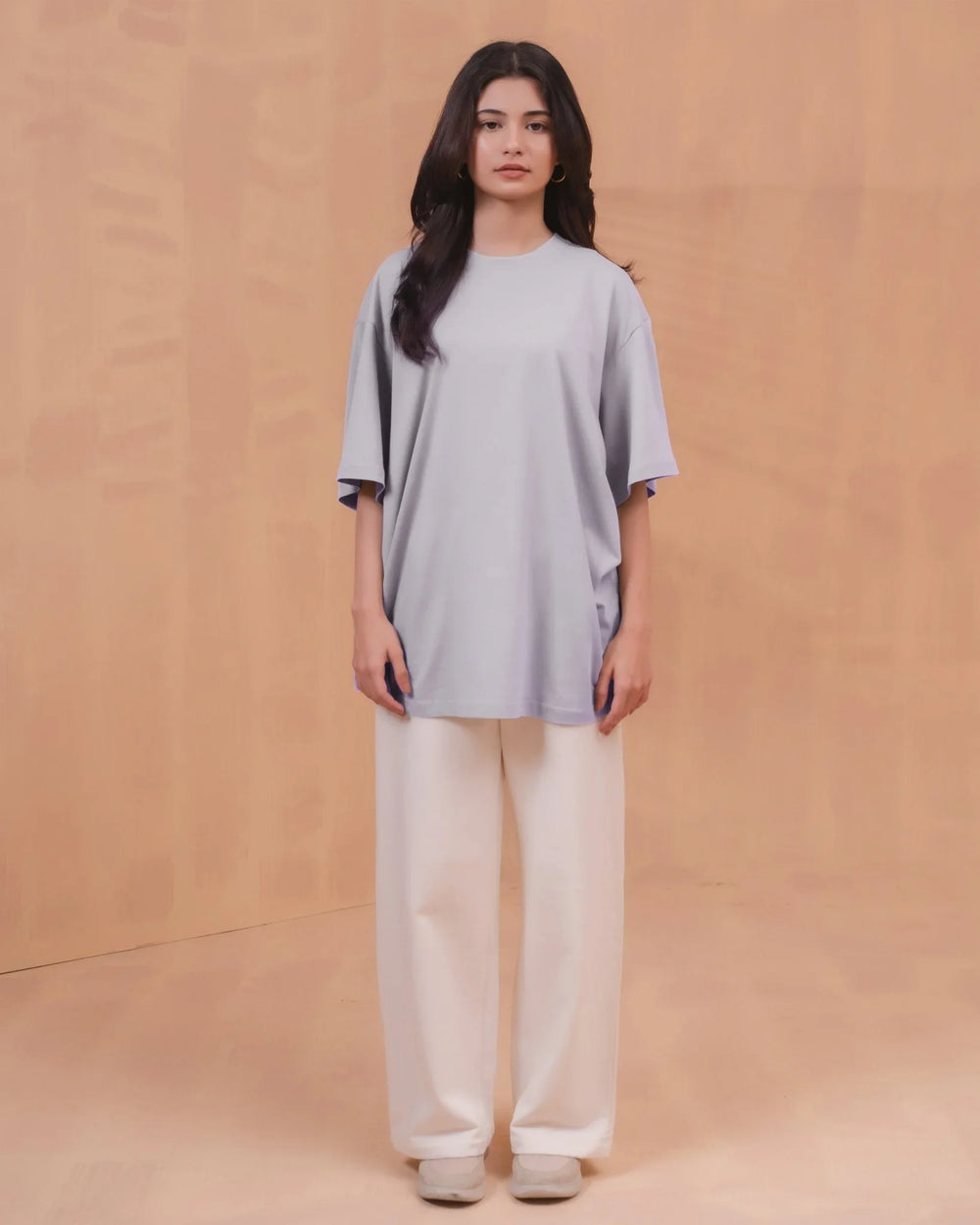 Black Women Essential Tee - Aurorafitsofficial