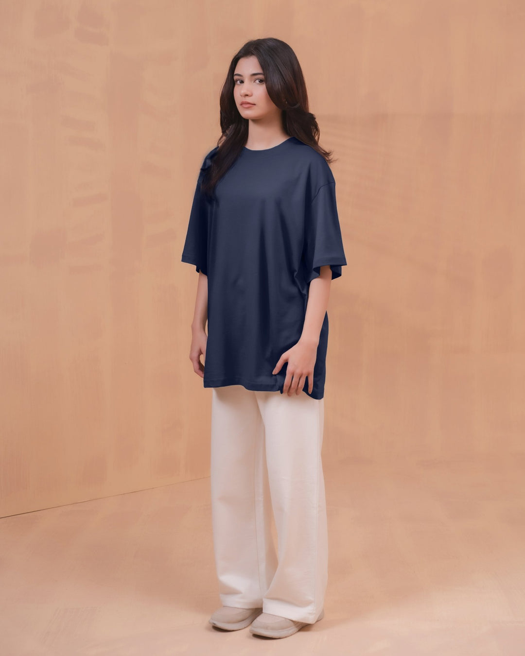 Black Women Essential Tee - Aurorafitsofficial