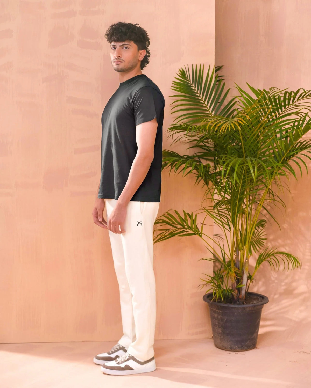 Essential Tee - Aurorafitsofficial