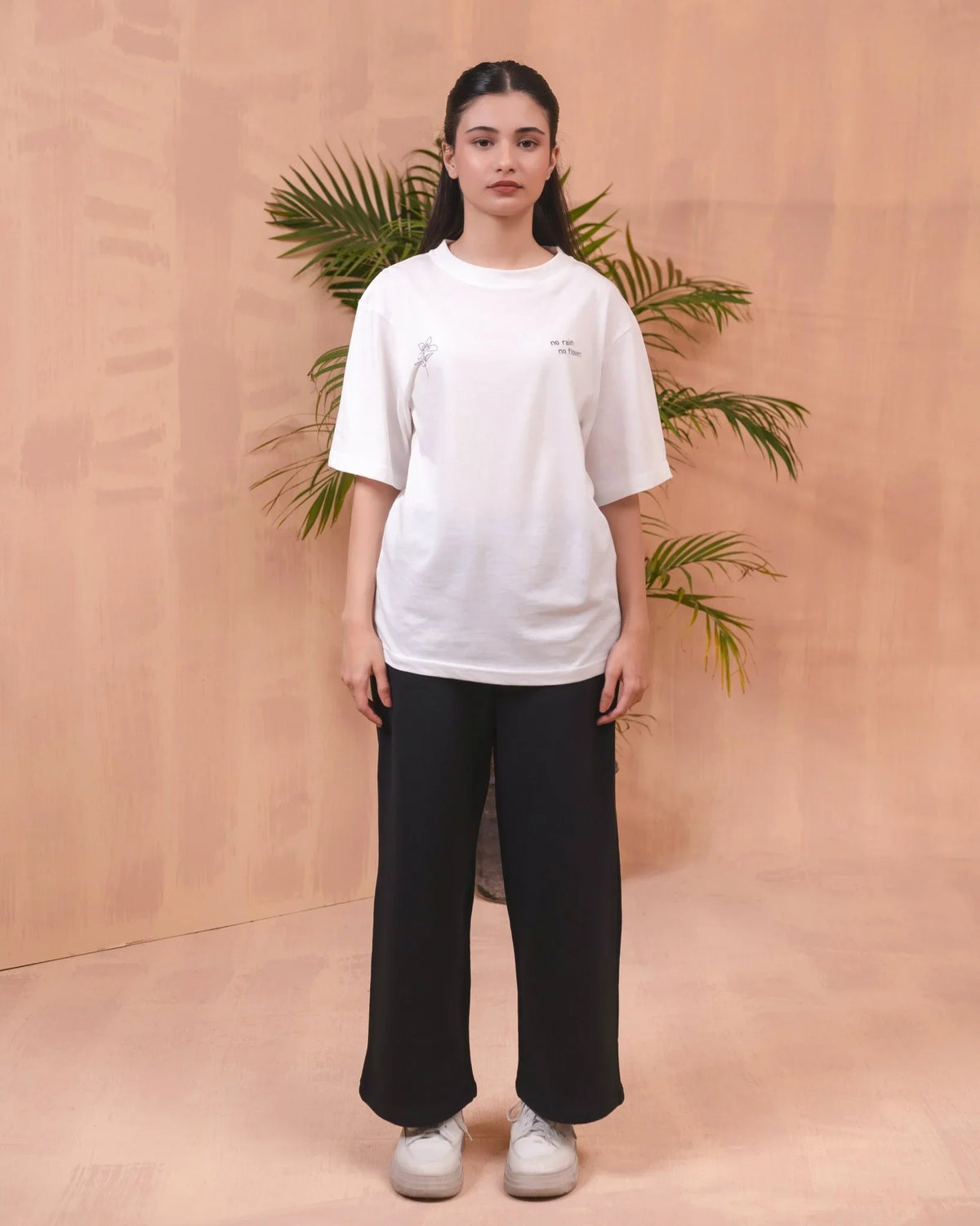 Classic Graphic Tee - Aurorafitsofficial