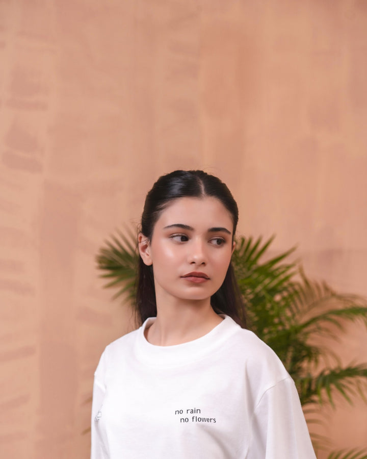 Classic Graphic Tee - Aurorafitsofficial