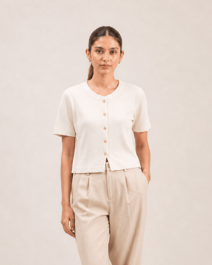 Women Buttoned Knit Top