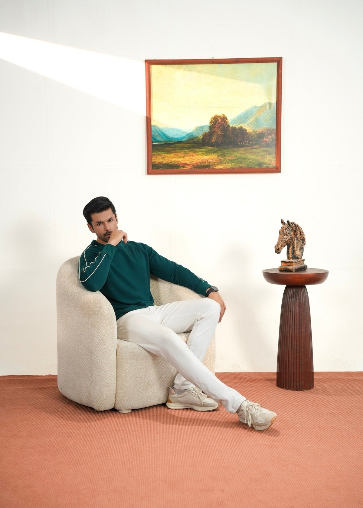 Contrast Trim Sweatshirt - Aurorafits Official