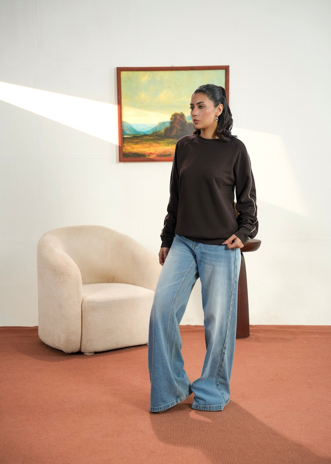 Women Contrast Trim Sweatshirt