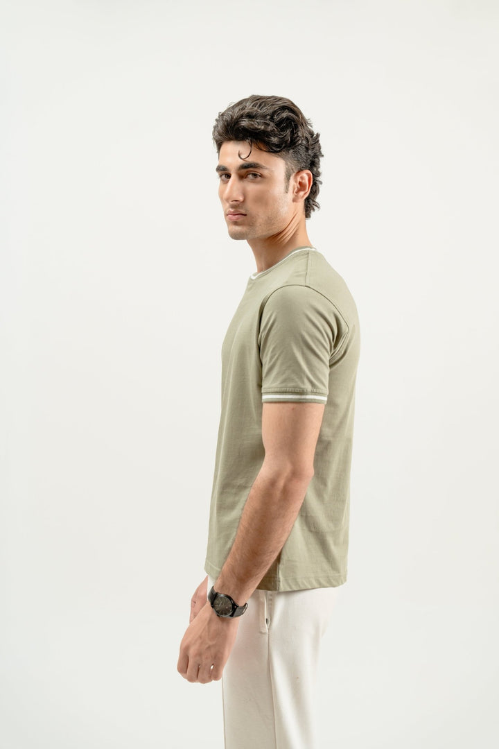model1
Contrast Tipped Tee - Aurorafits Official