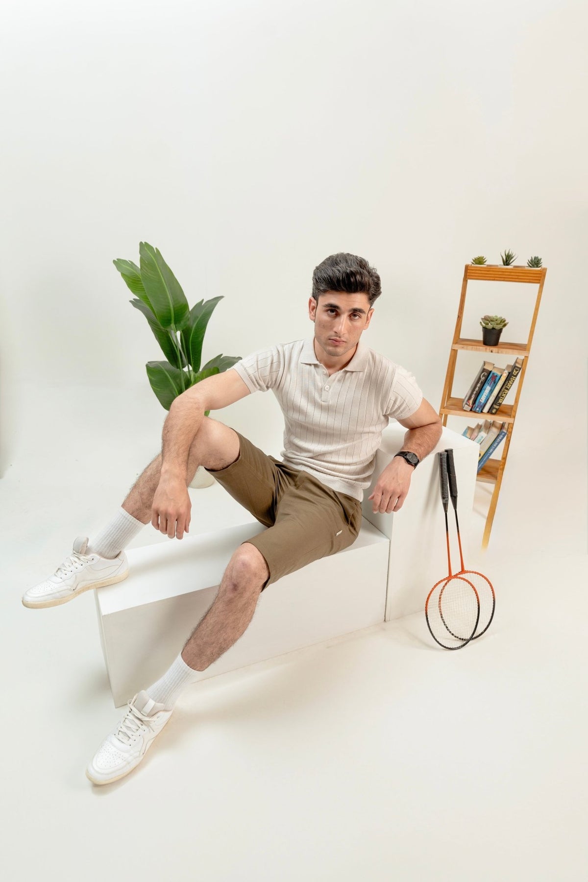 model1
Linear Knit Polo - Aurorafits Official