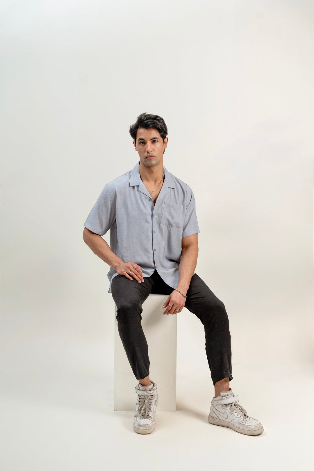 model2 
Linen Resort Shirt - Aurorafits Official