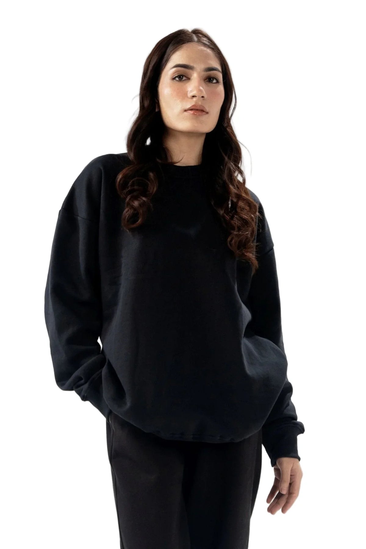 Women Black Essential Oversized Fleece Sweatshirt - Aurorafitsofficial